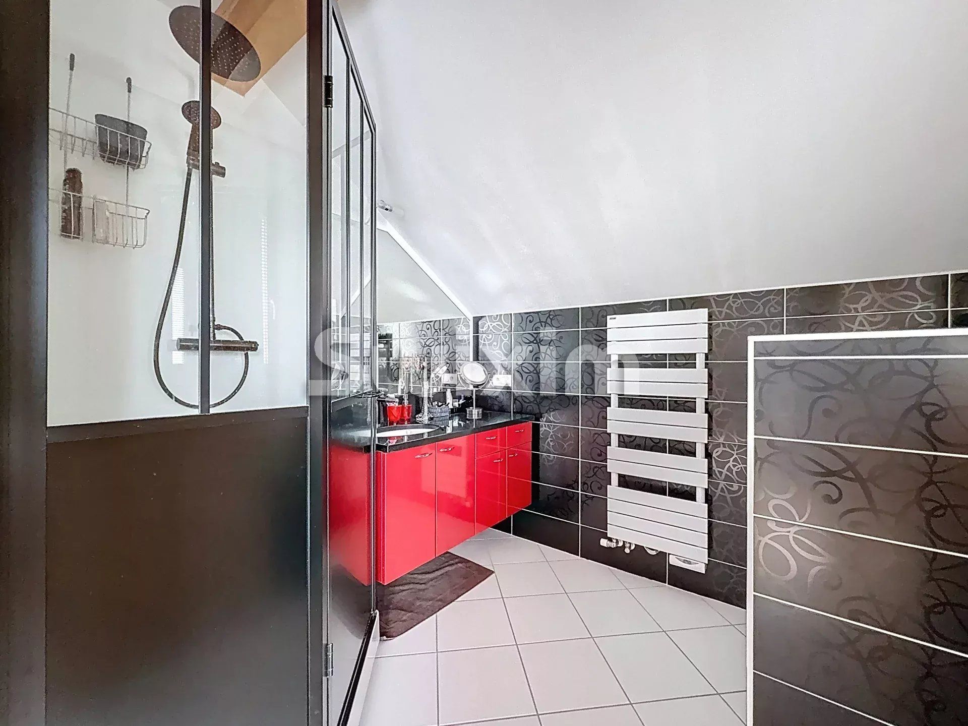 haus 7 Zimmer zum verkauf auf Prévessin-Moëns (01280)