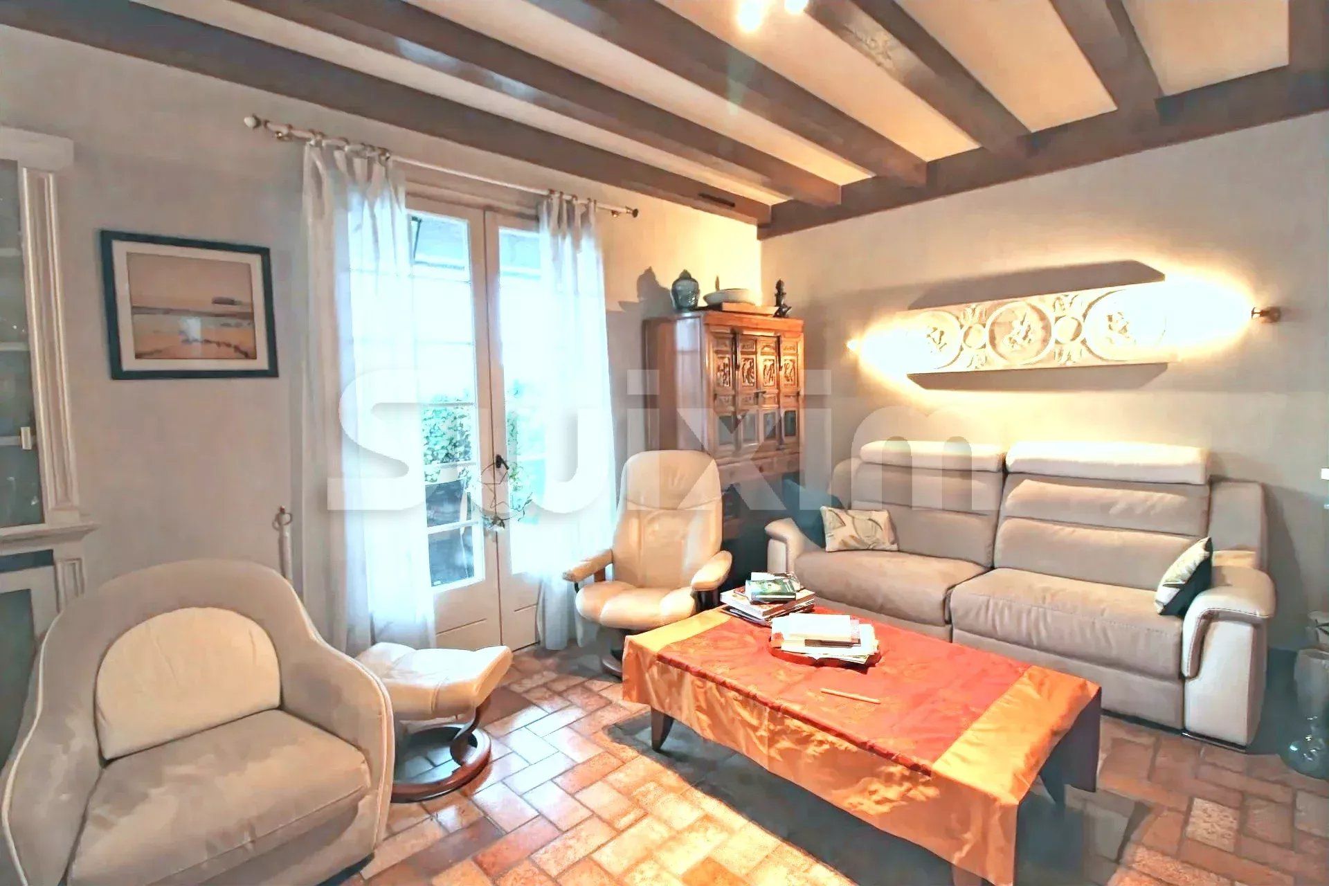 maison 8 Pièces en vente sur Pugny-Chatenod (73100)