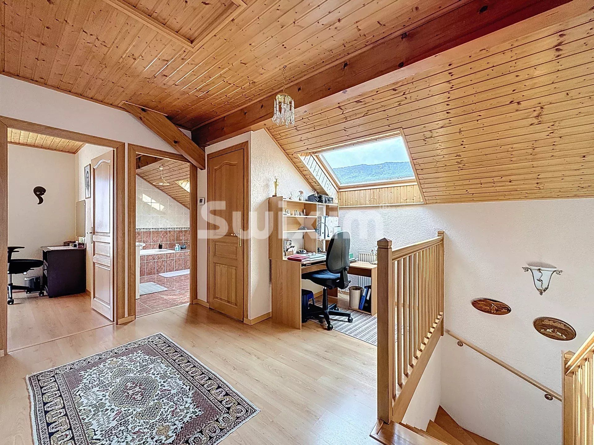 casa 7 Camere in vendita su Sergy (01630)