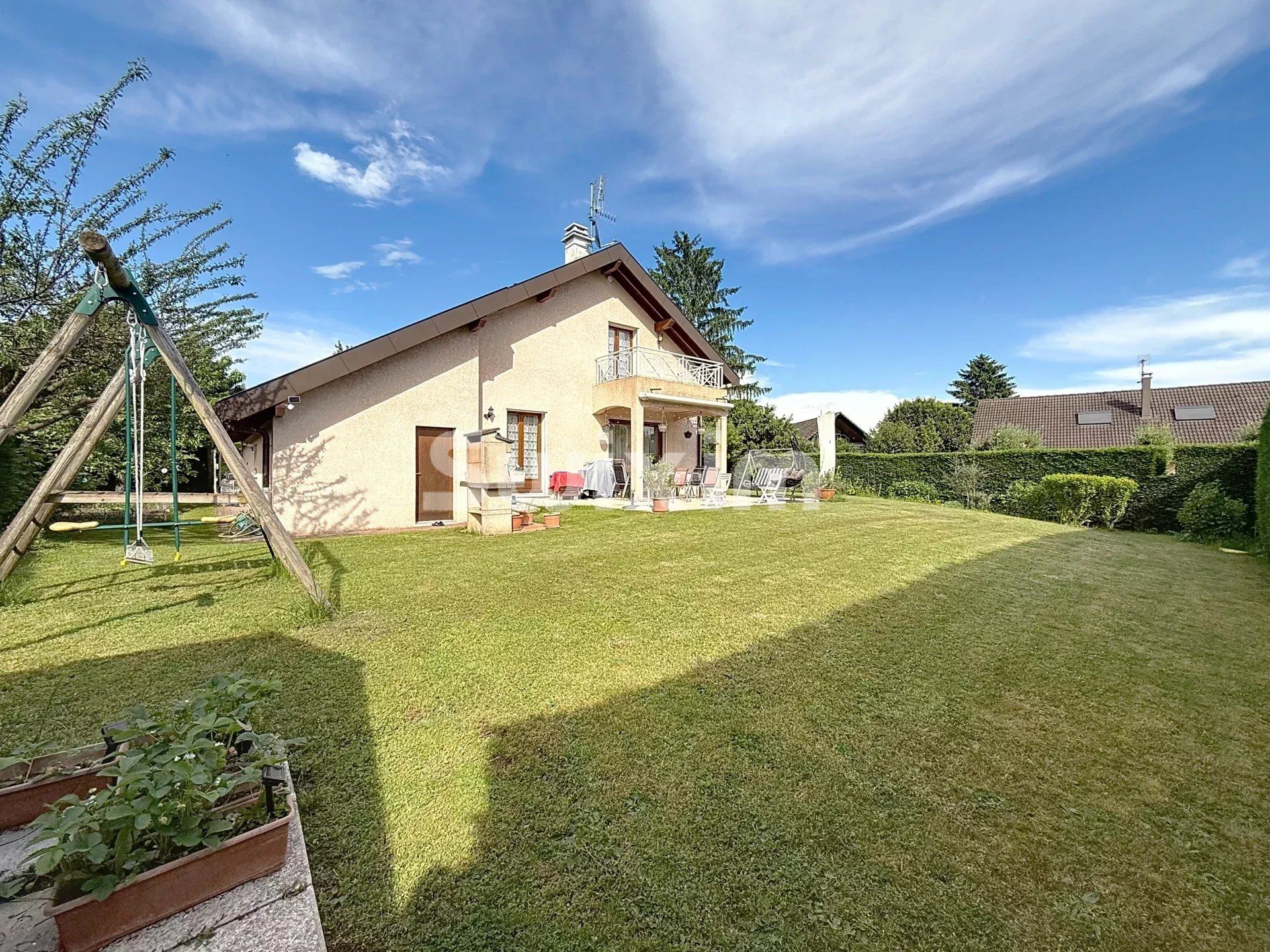 casa 7 Camere in vendita su Sergy (01630)