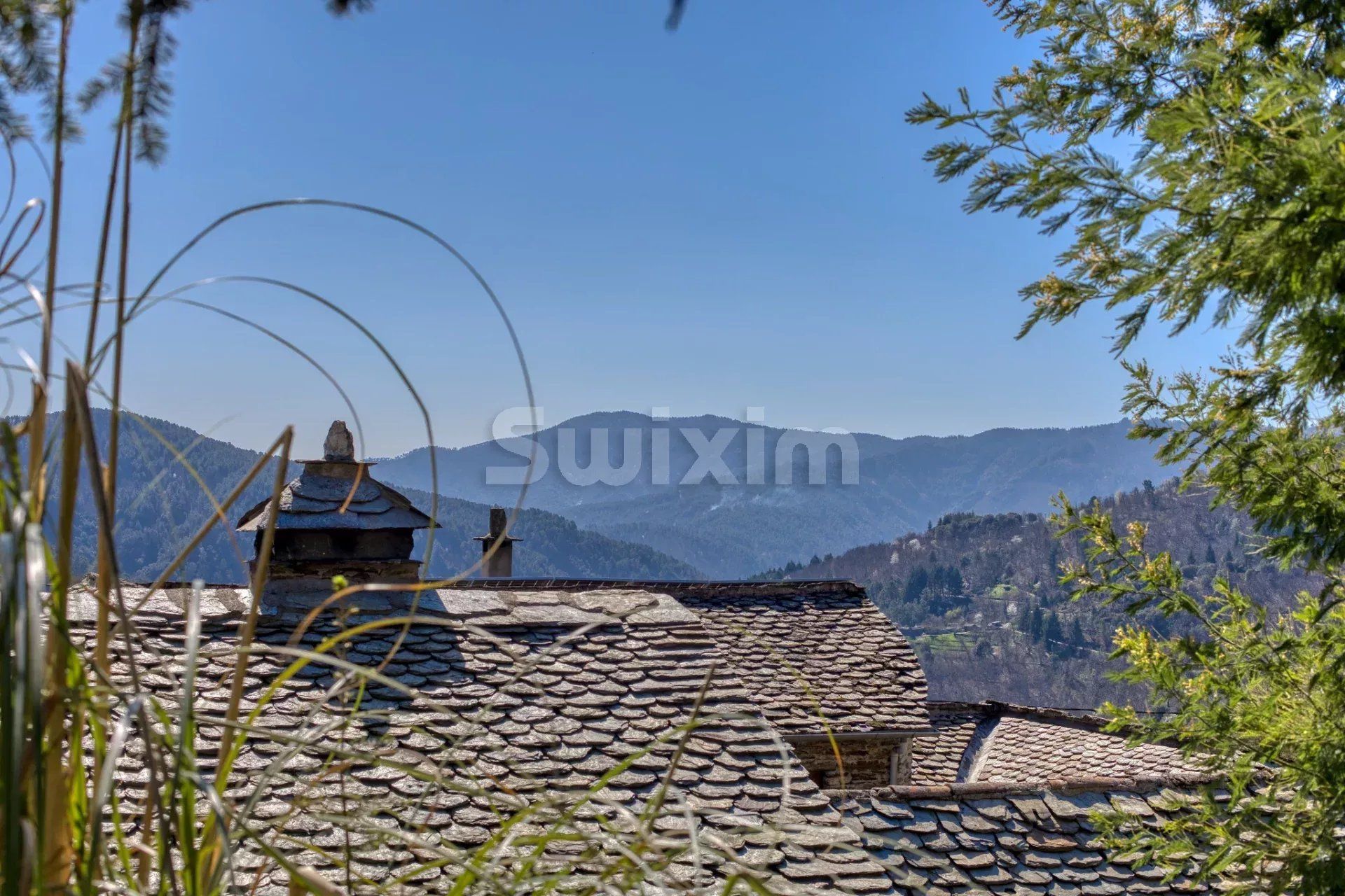 mas 8 Quartos para venda sobre Sainte-Cécile-d'Andorge (30110)