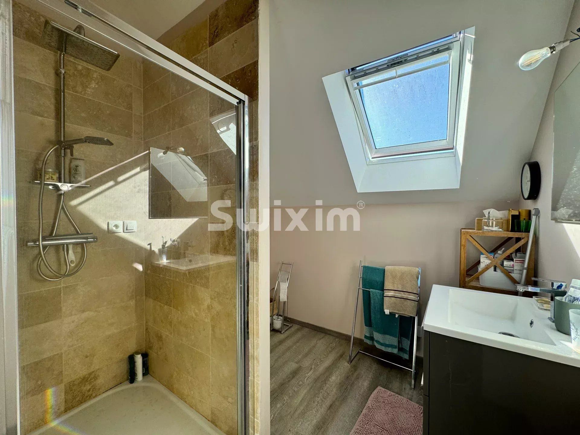 casa 7 Camere in vendita su Avallon (89200)