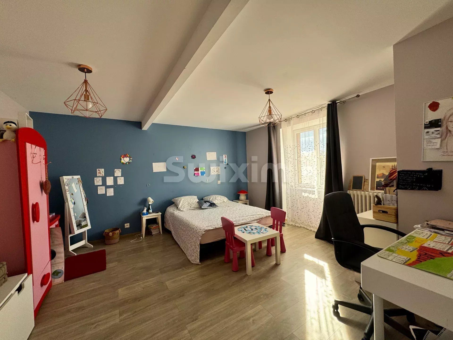 house 7 Rooms for sale on Avallon (89200)