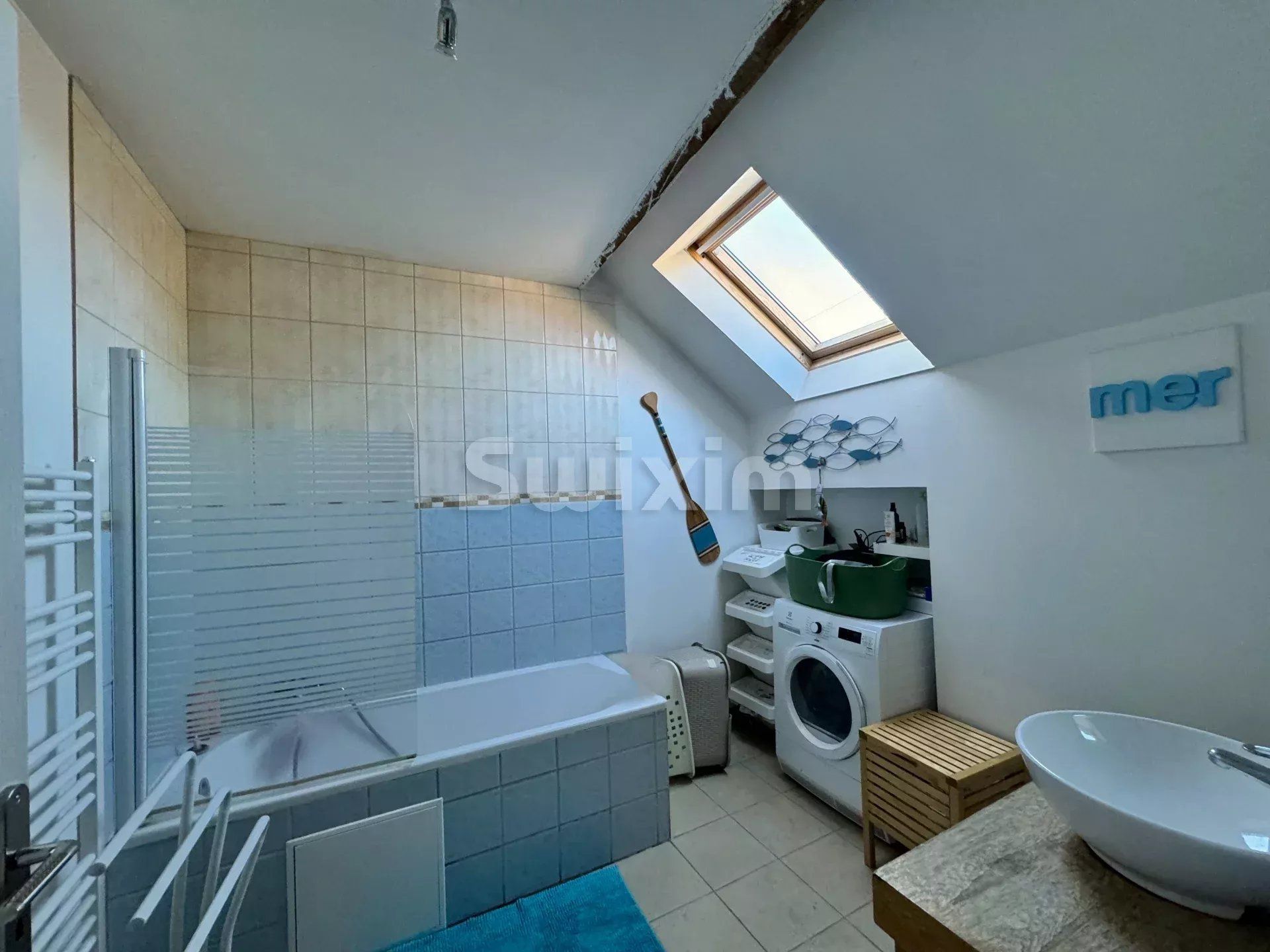 house 7 Rooms for sale on Avallon (89200)