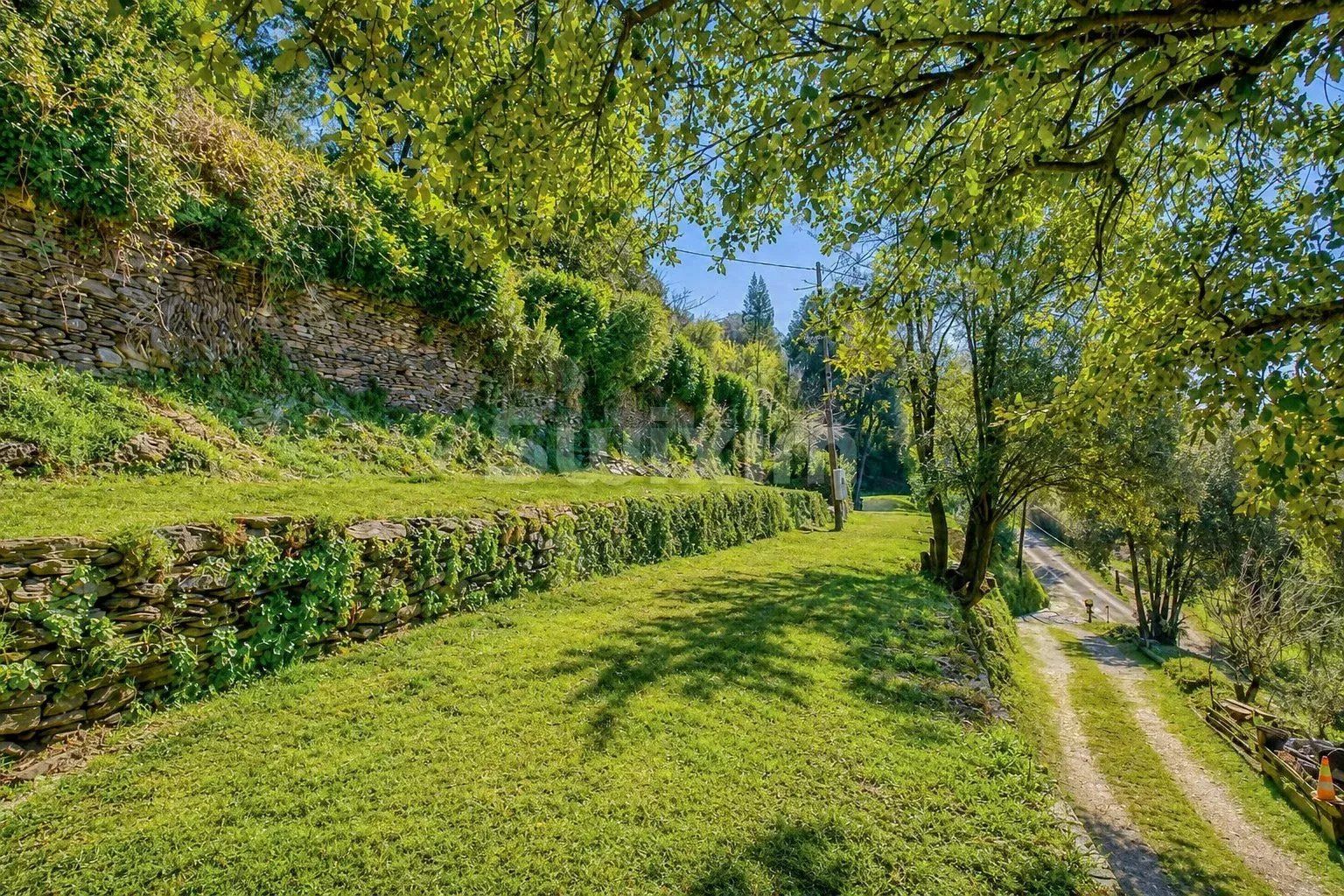 mas 5 Pièces en vente sur Saint-Étienne-Vallée-Française (48330)