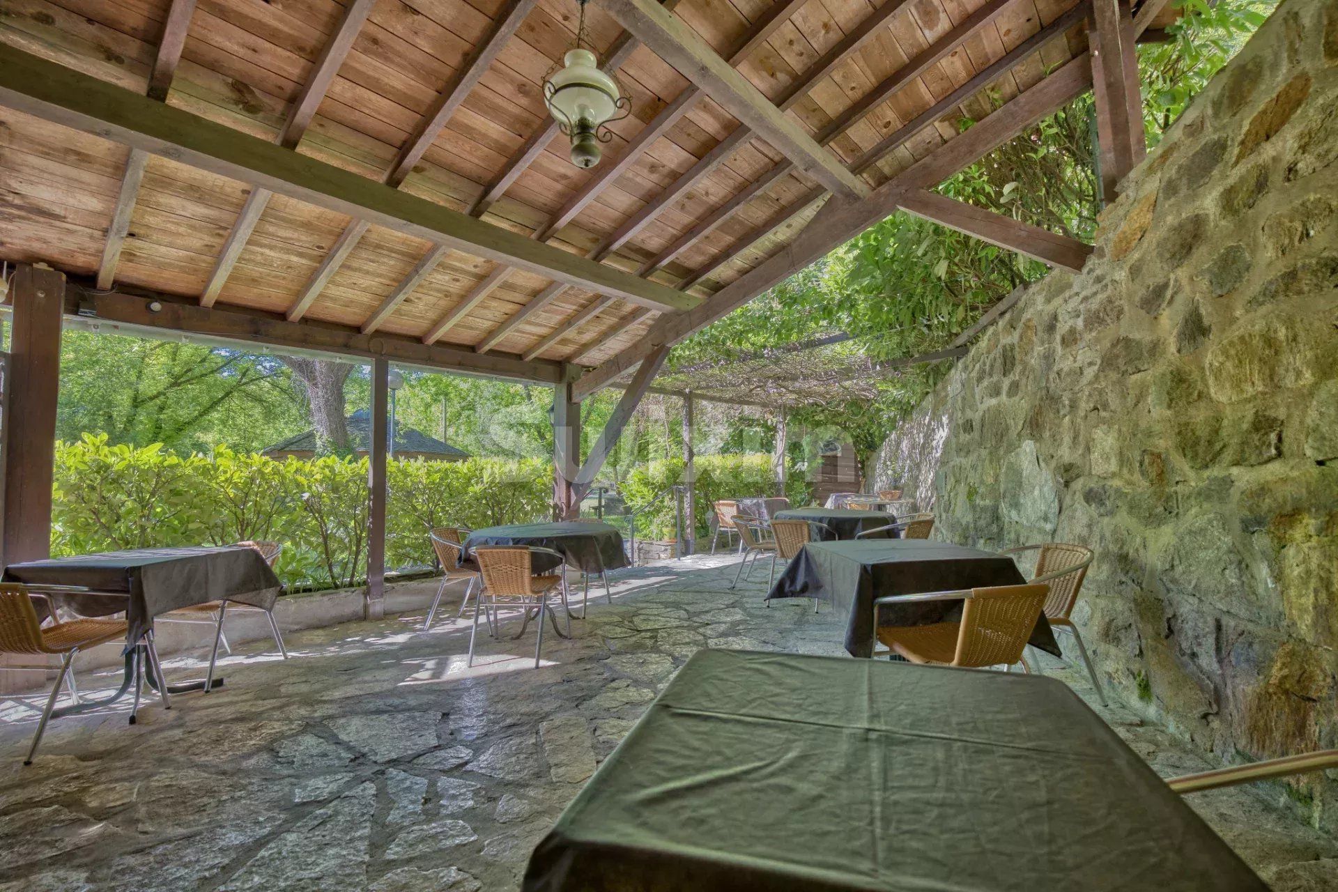 casa 10 Salas en venta en Le Collet-de-Dèze (48160)