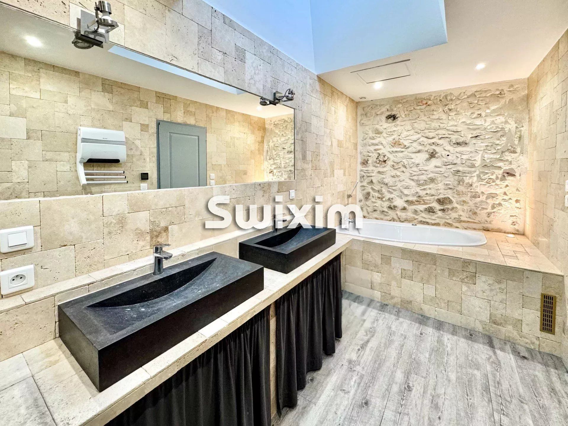 haus 5 Zimmer zum verkauf auf Bourg-Saint-Andéol (07700)