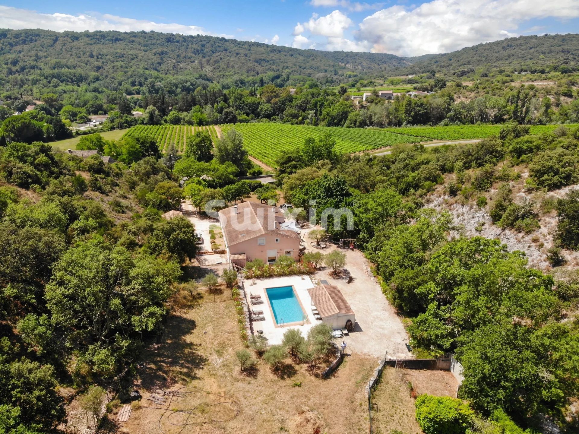 casa 10 Camere in vendita su Aiguèze (30760)