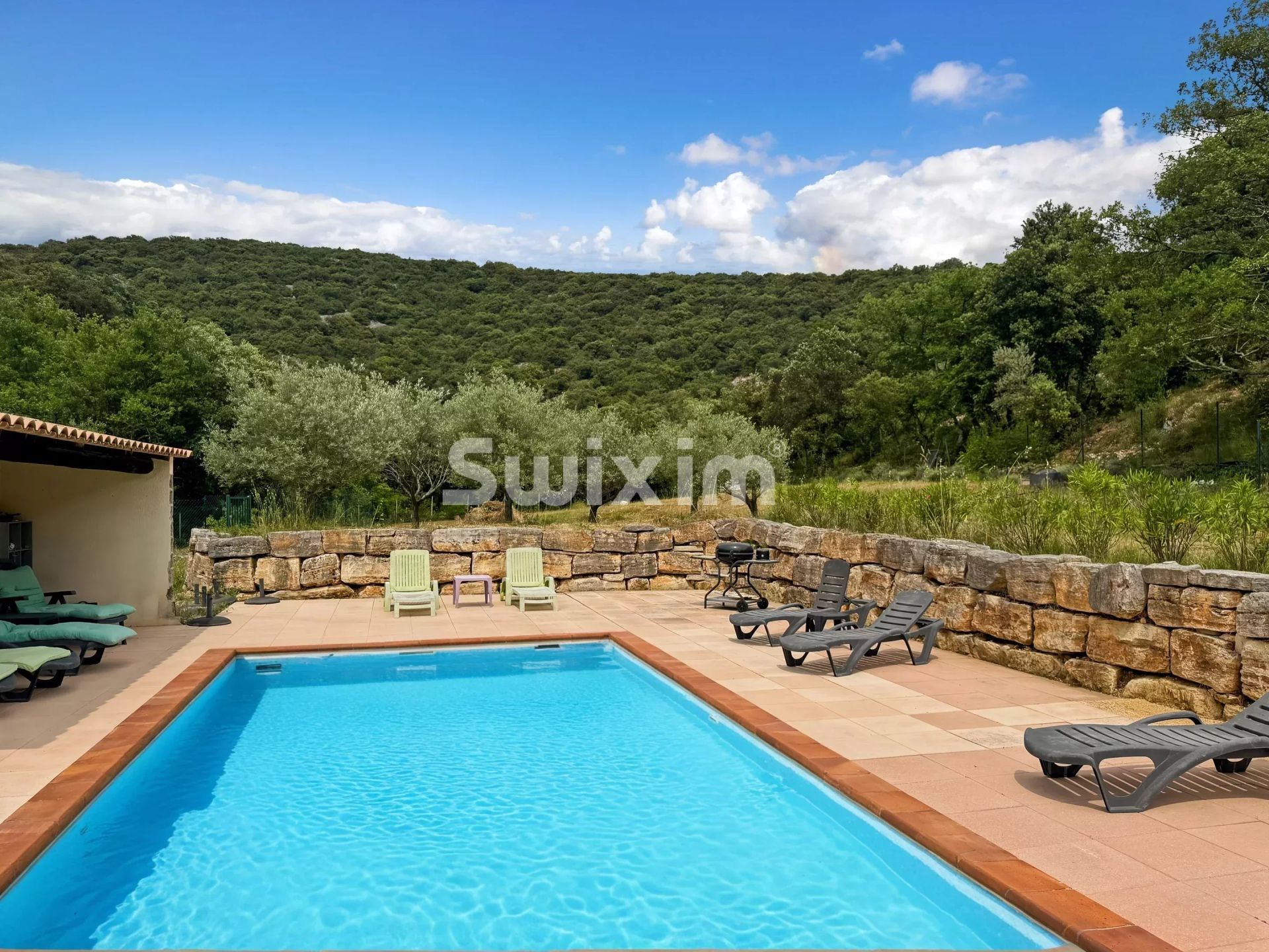 casa 10 Camere in vendita su Aiguèze (30760)