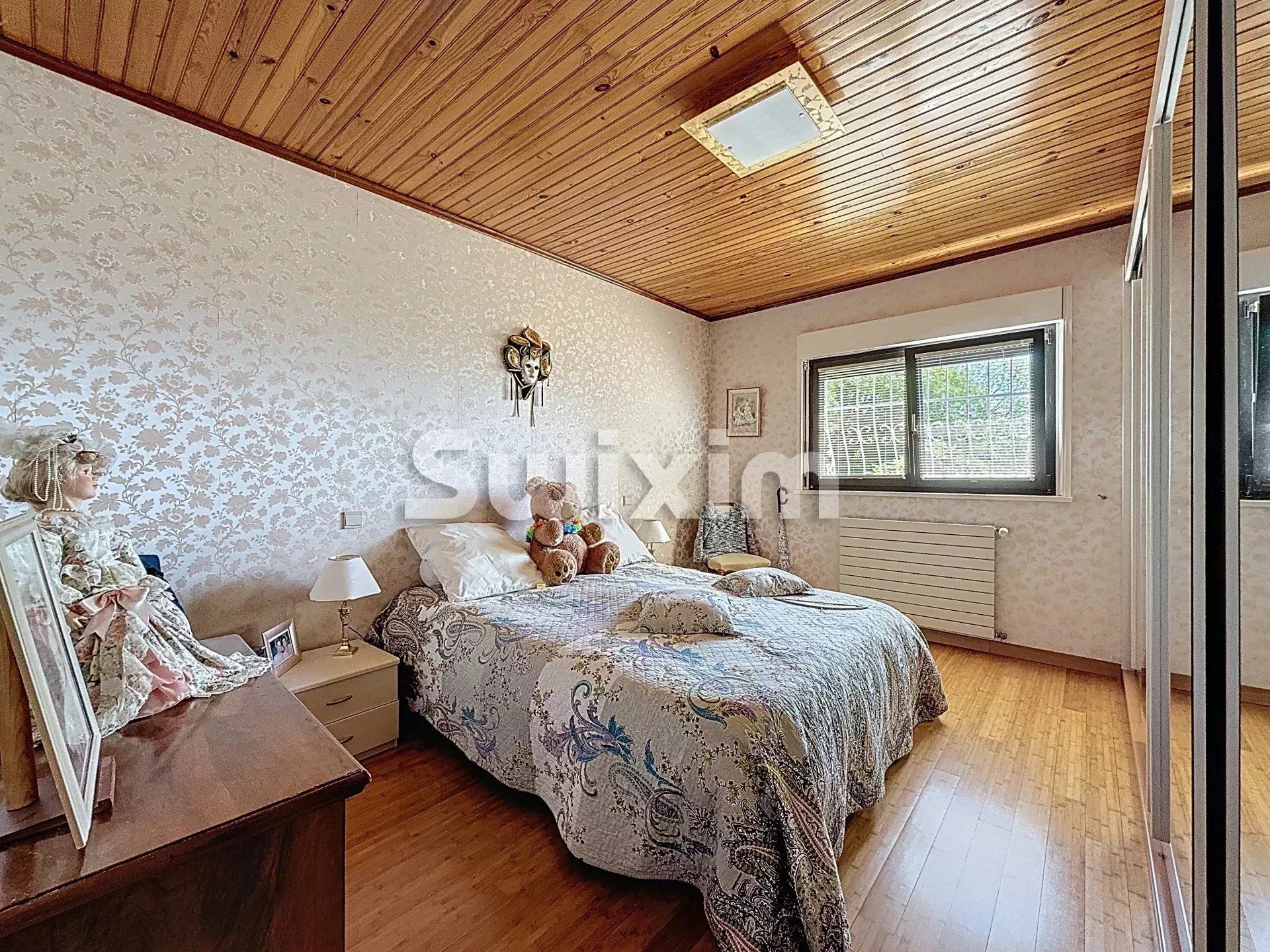 casa 7 Quartos para venda sobre Gex (01170)