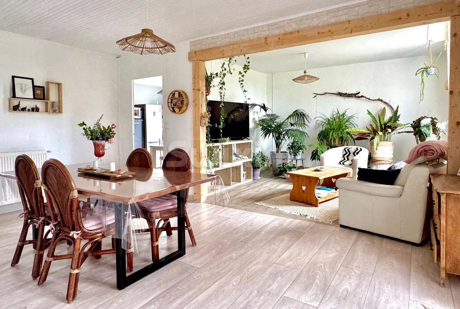 house 6 Rooms for sale on Lédignan (30350)