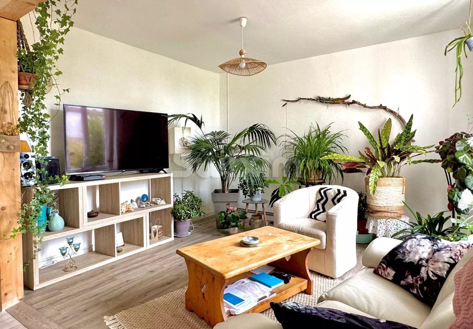 house 6 Rooms for sale on Lédignan (30350)