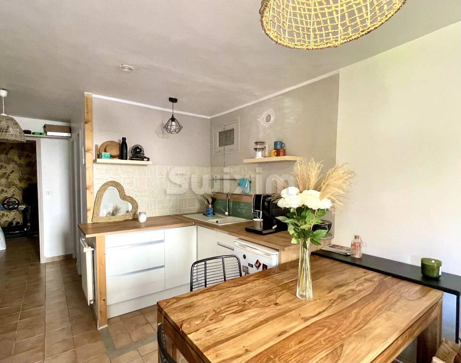 house 6 Rooms for sale on Lédignan (30350)