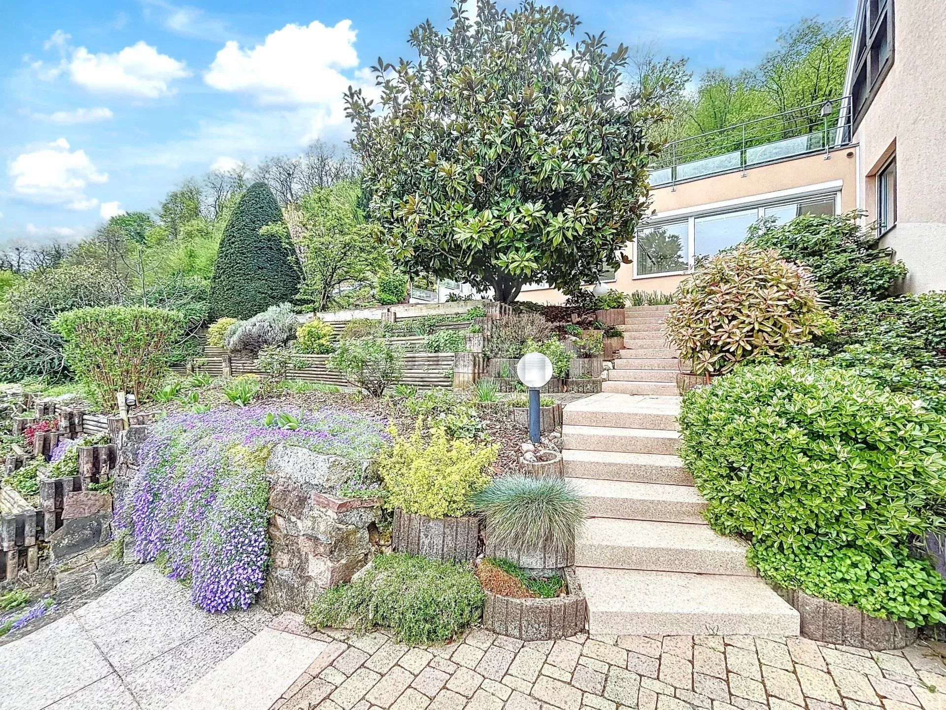 casa 9 Camere in vendita su Colmar (68000)