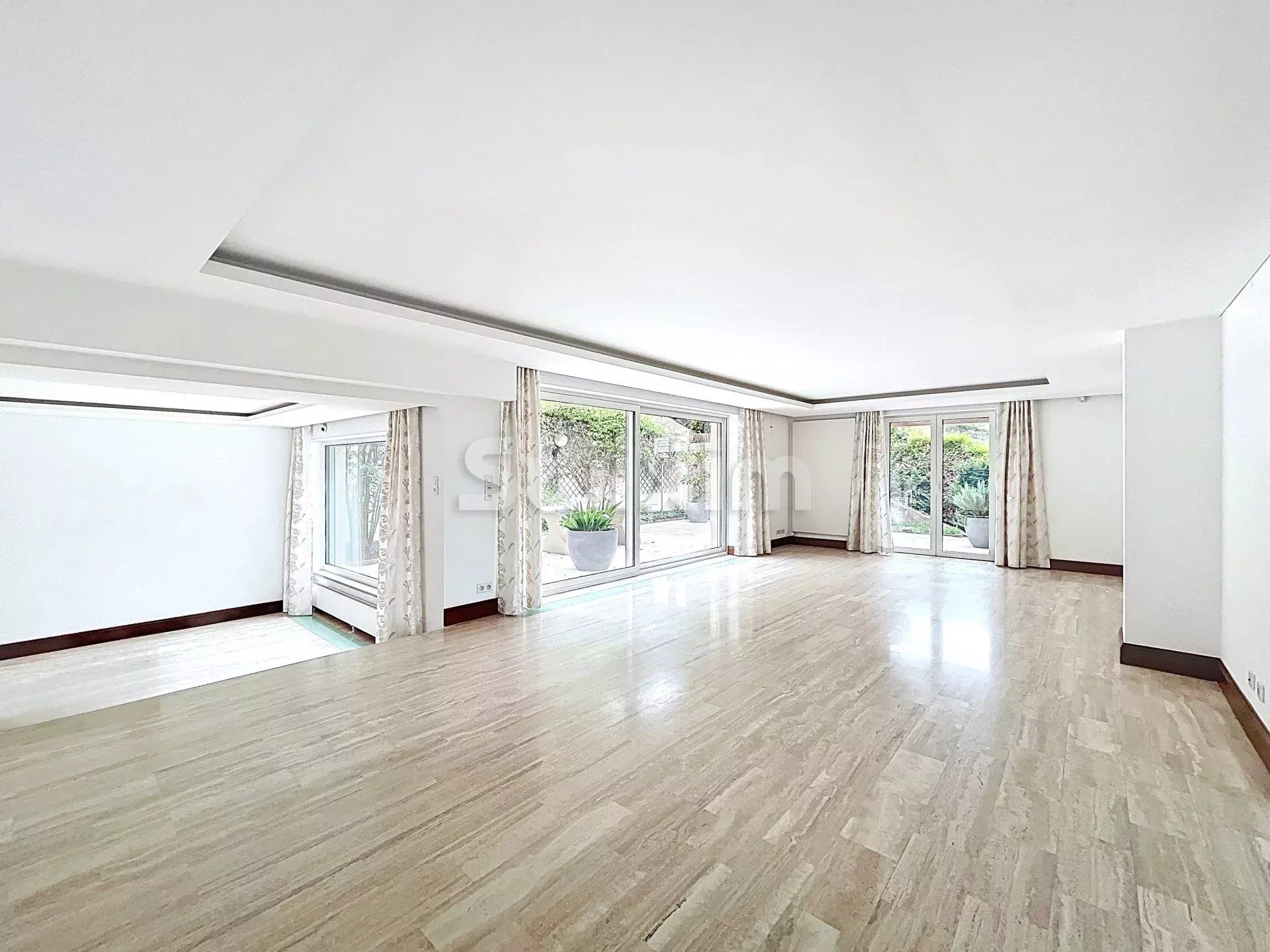 casa 9 Camere in vendita su Colmar (68000)