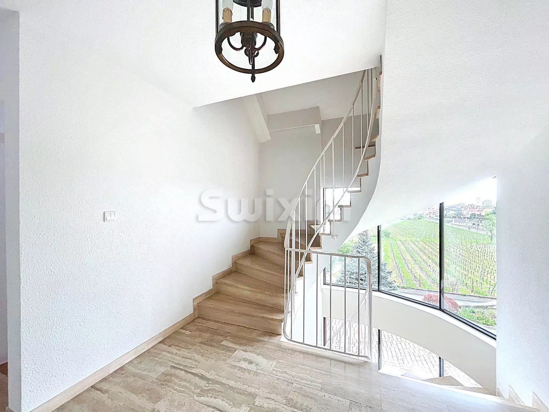 casa 9 Camere in vendita su Colmar (68000)