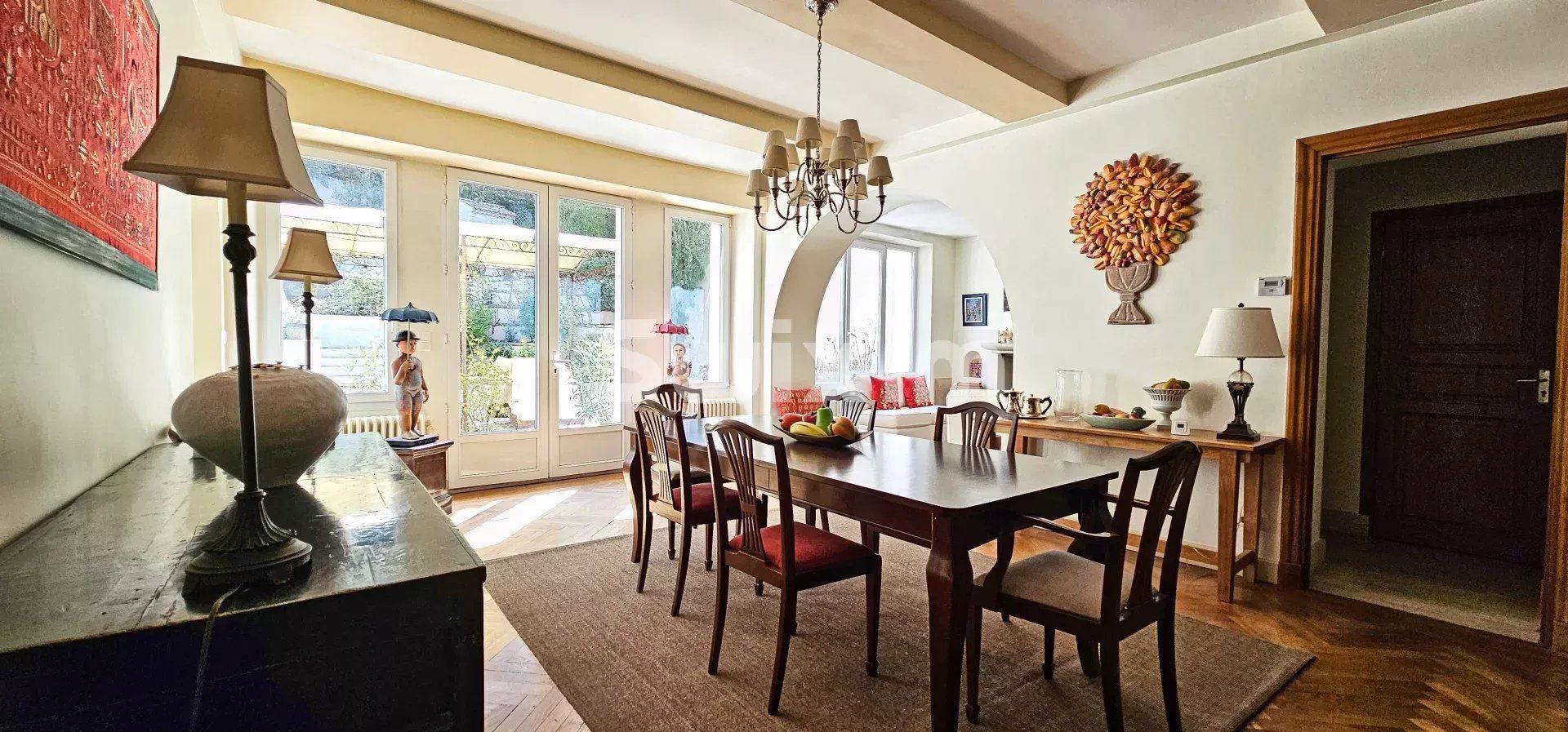 hôtel particulier 16 Pièces en vente sur Dieulefit (26220)