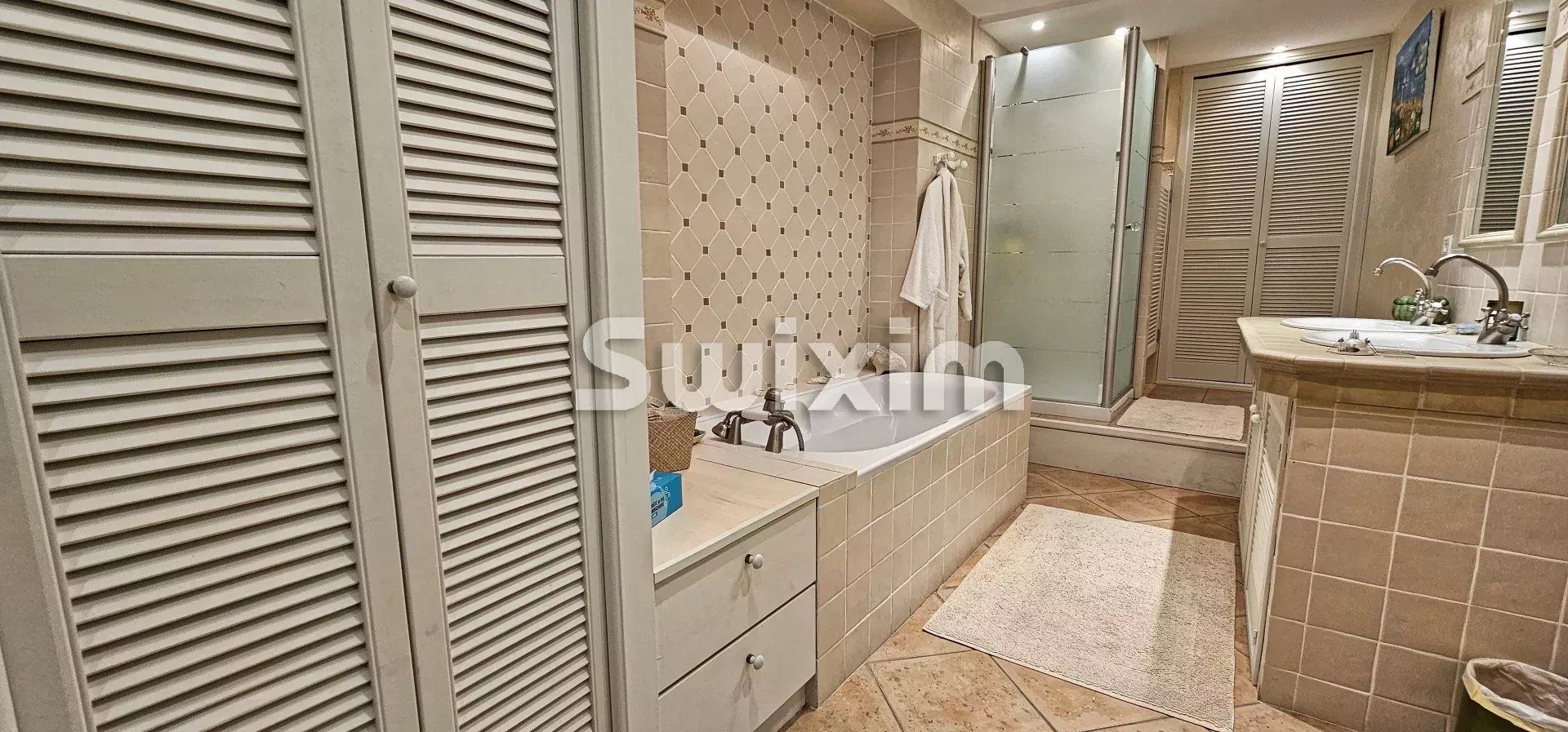 herrenhaus 16 Zimmer zum verkauf auf Dieulefit (26220)