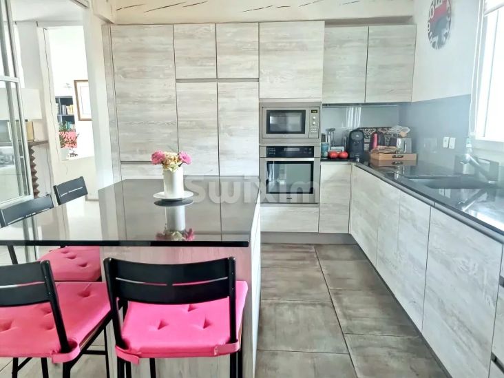 Venta Casa Saint-Pierre-d'Irube 8 Salas 145 m²