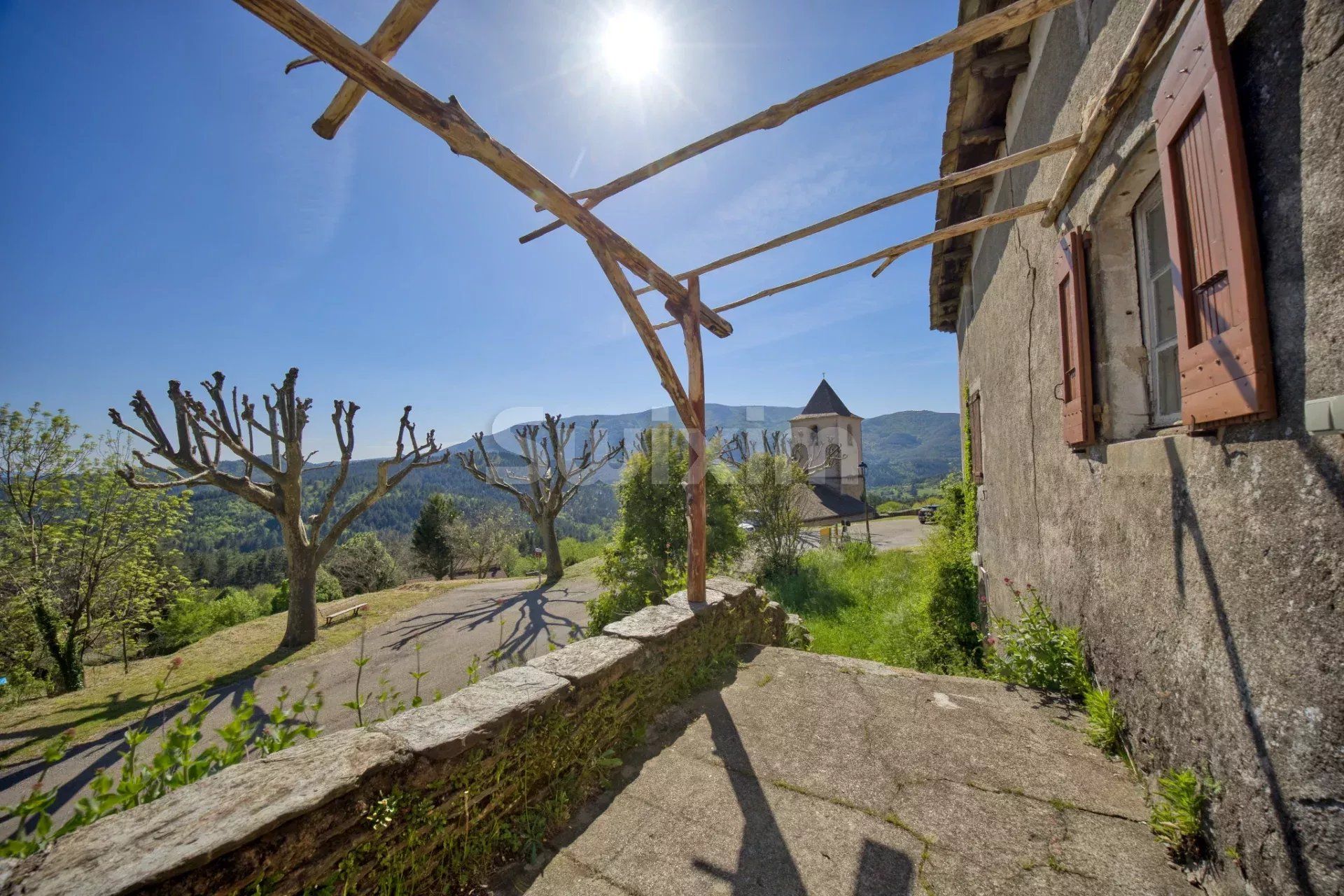 mas 5 Camere in vendita su Ponteils-et-Brésis (30450)