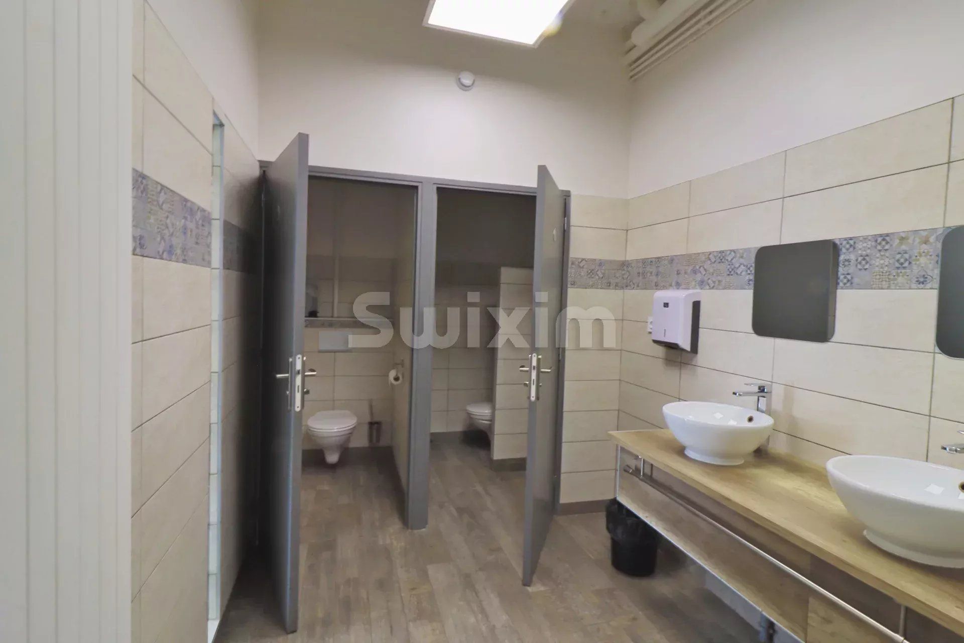 propriété 20 Pièces en vente sur Saint-Romain-de-Lerps (07130)