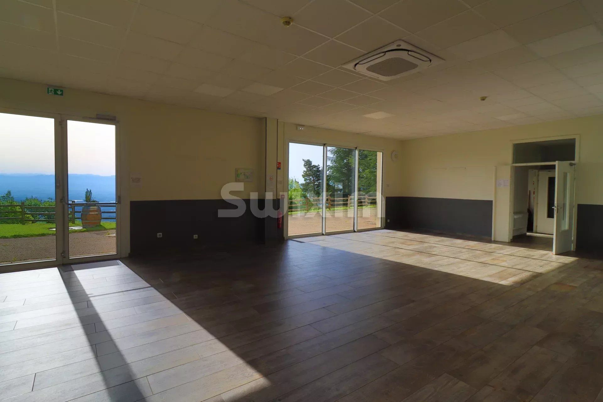 propriété 20 Pièces en vente sur Saint-Romain-de-Lerps (07130)