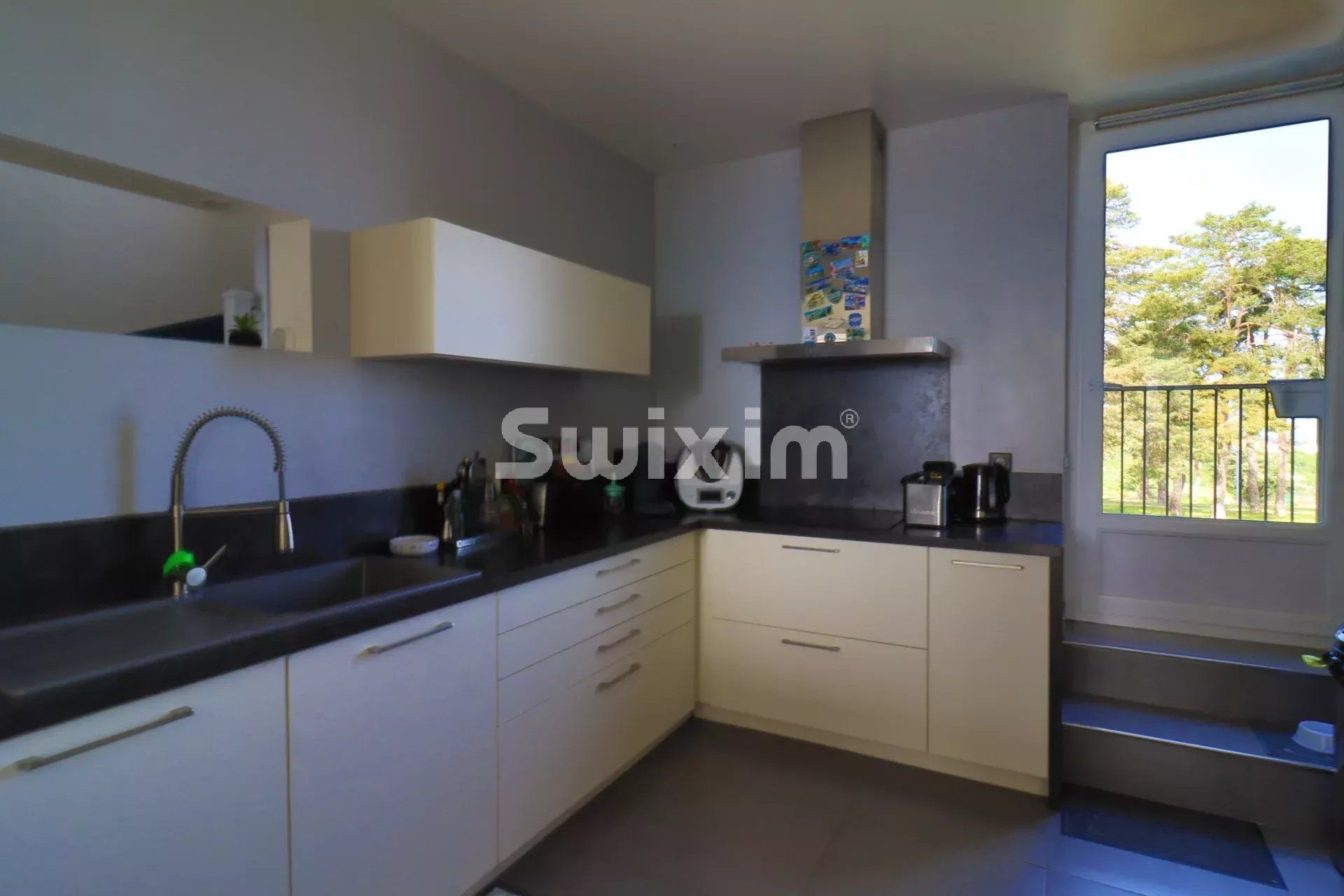 propriété 20 Pièces en vente sur Saint-Romain-de-Lerps (07130)