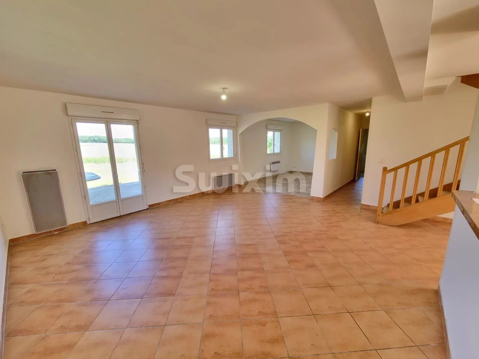 pavilhão 6 Quartos para venda sobre Festigny (89480)