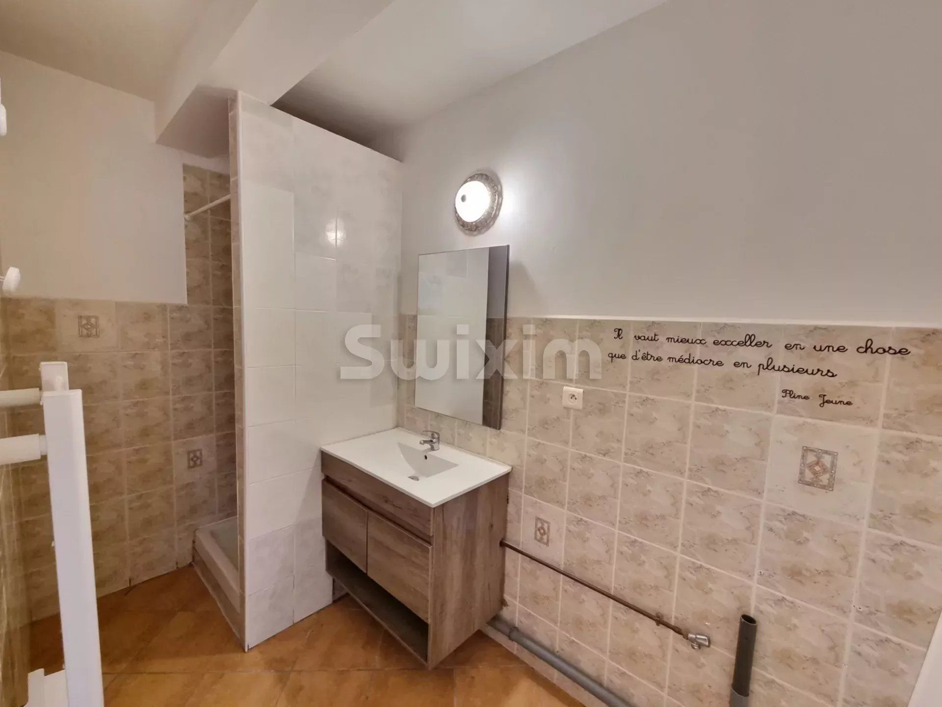 pavilhão 6 Quartos para venda sobre Festigny (89480)