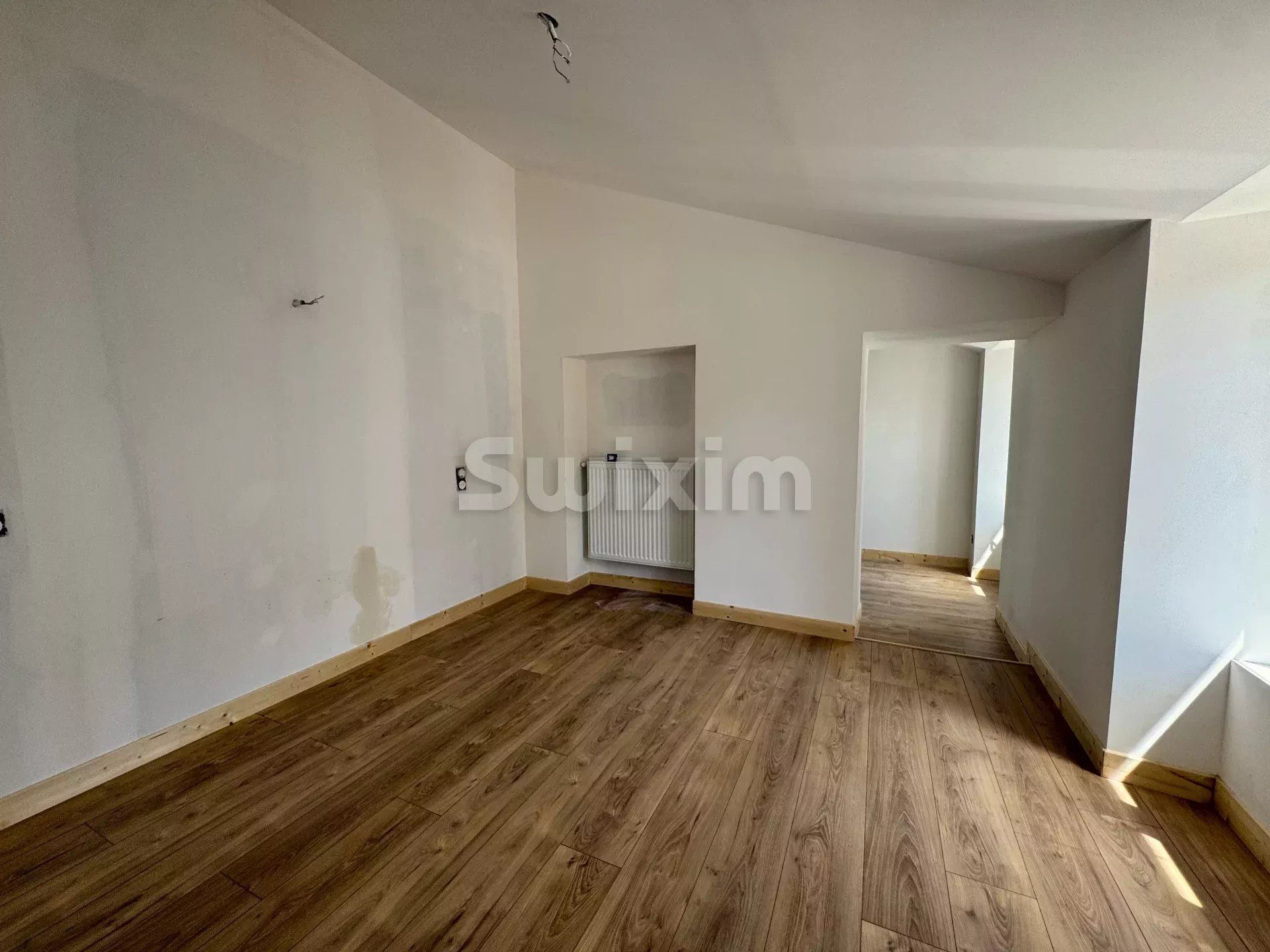 casa 7 Camere in vendita su Montbard (21500)