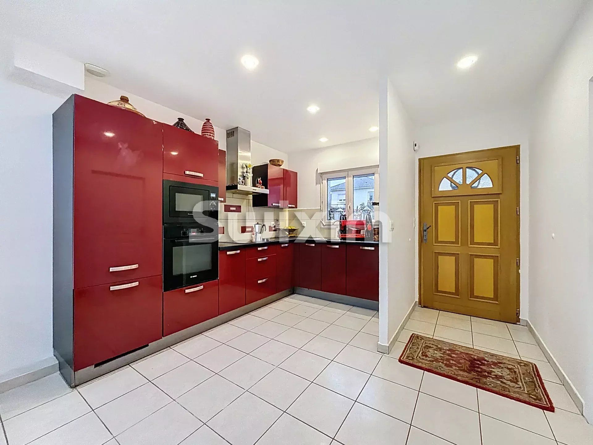 house 5 Rooms for sale on Ornex (01210)