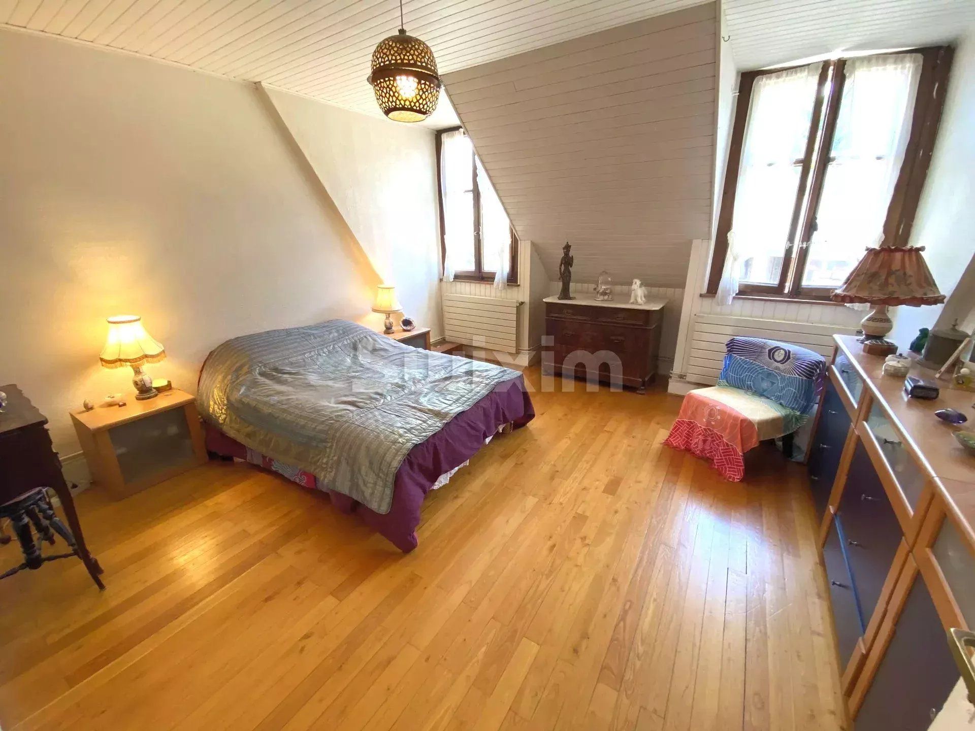 apartment 5 Rooms for sale on Évian-les-Bains (74500)