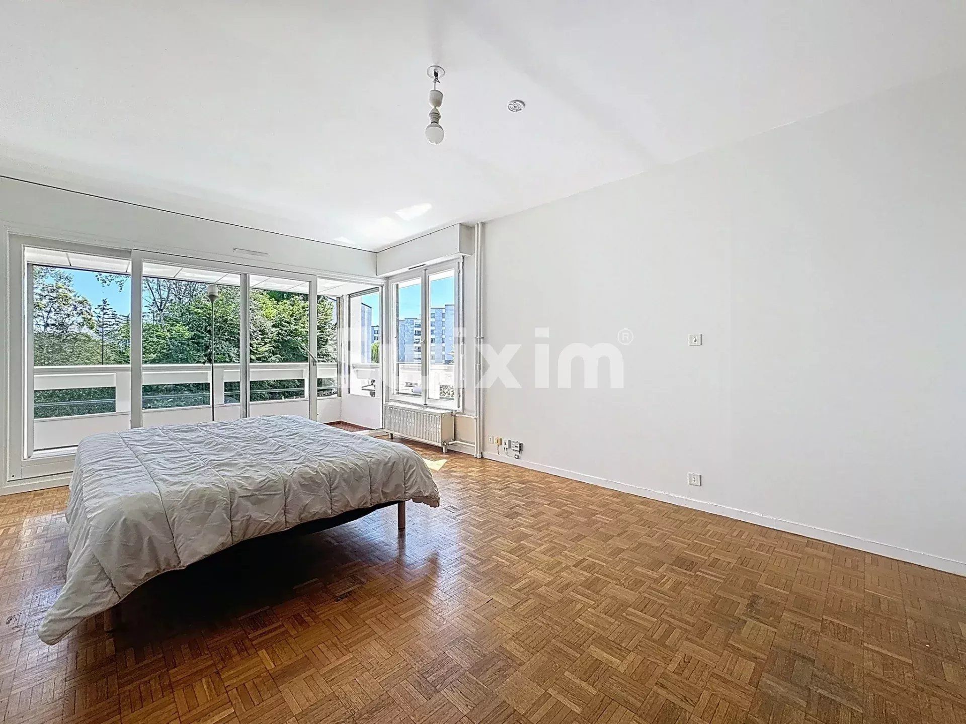 apartamento 1 sala para venda sobre Saint-Genis-Pouilly (01630)