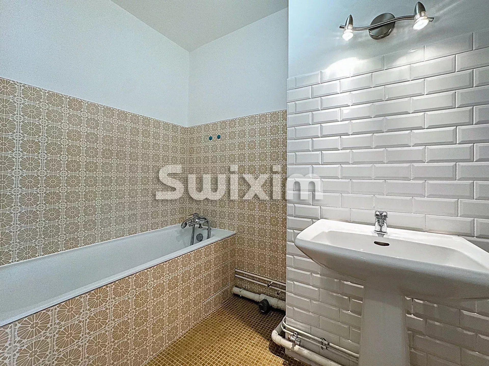 apartamento 1 sala en venta en Saint-Genis-Pouilly (01630)