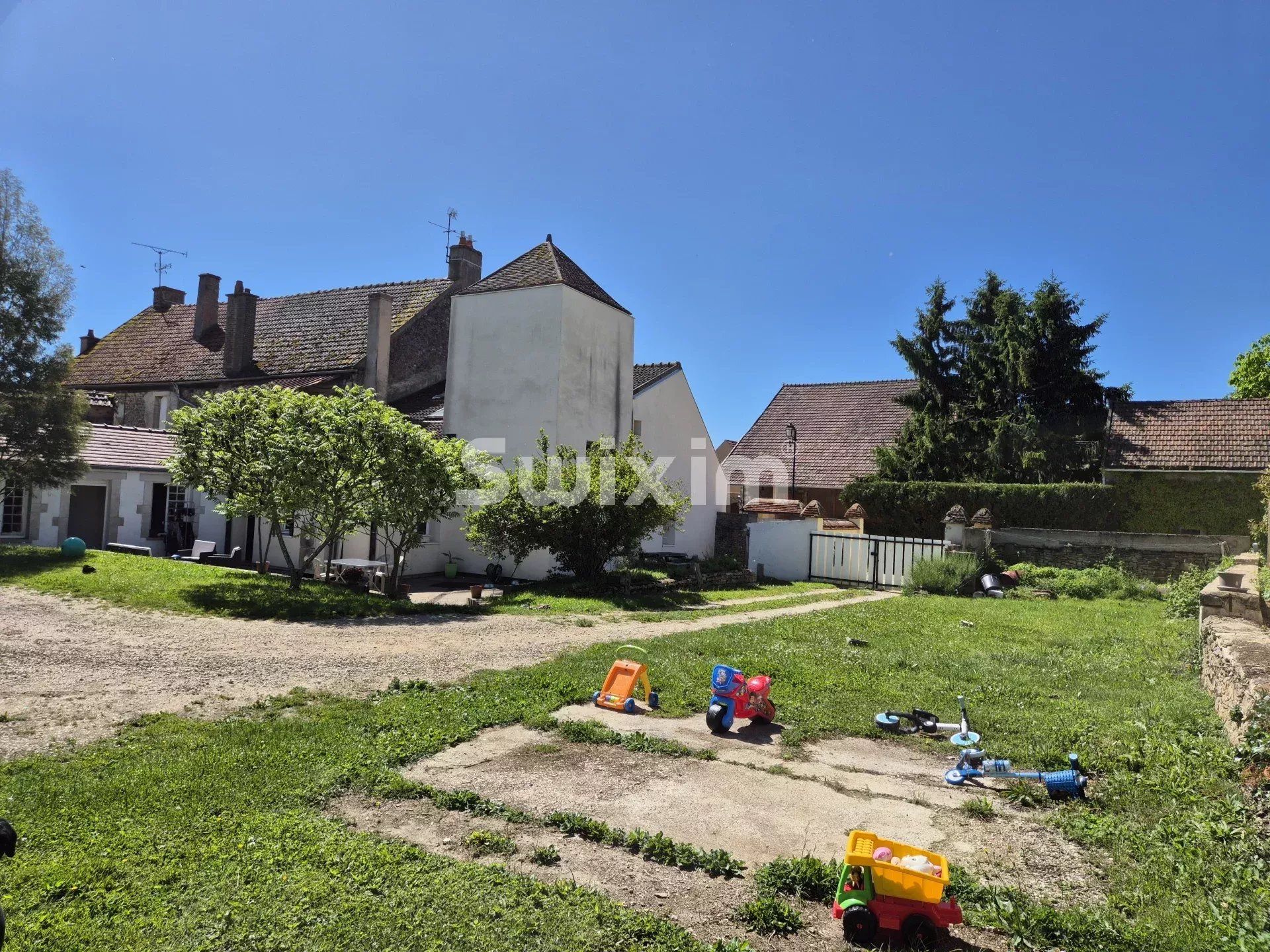 house 5 Rooms for sale on Époisses (21460)