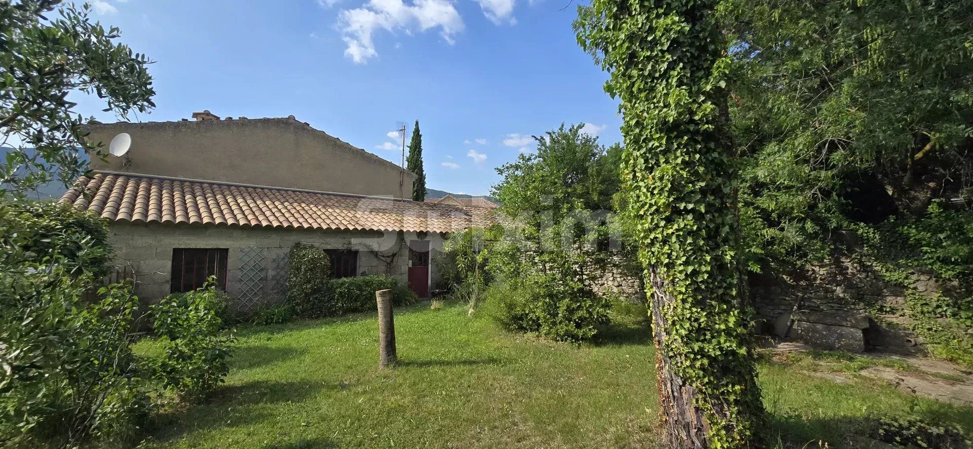 house 4 Rooms for sale on Dieulefit (26220)