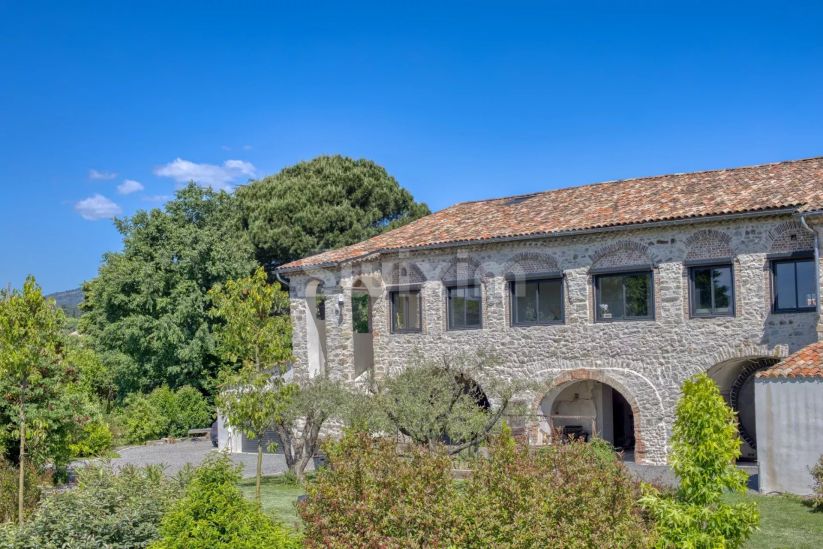 Sale Mas Alès 7 Rooms 290 m²