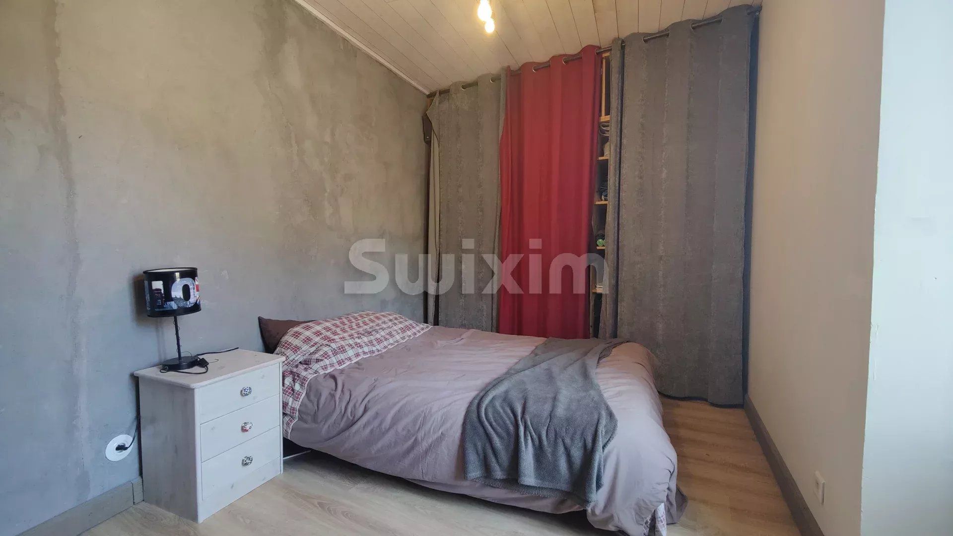 house 6 Rooms for sale on Pont-de-Barret (26160)