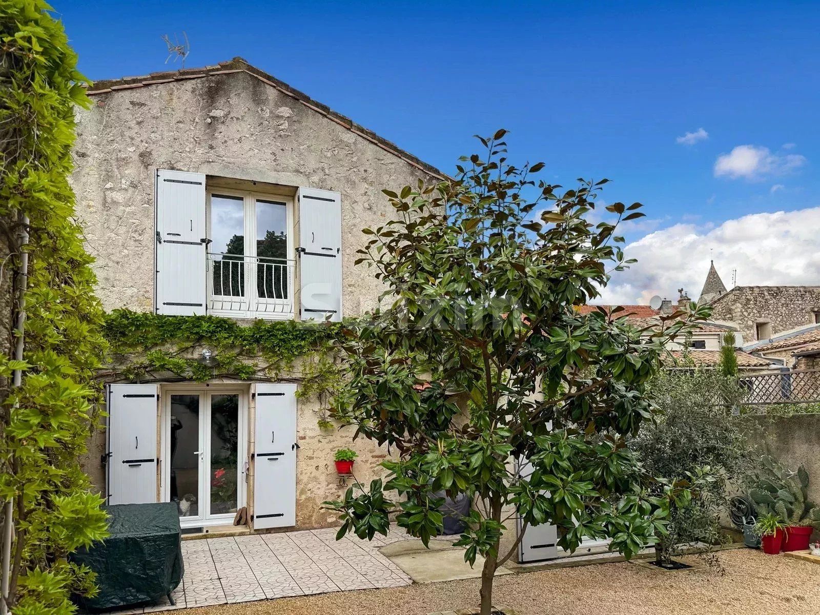 casa 4 Quartos para venda sobre Donzère (26290)