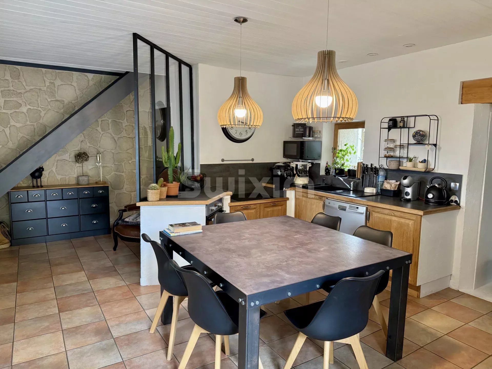 casa 4 Quartos para venda sobre Donzère (26290)