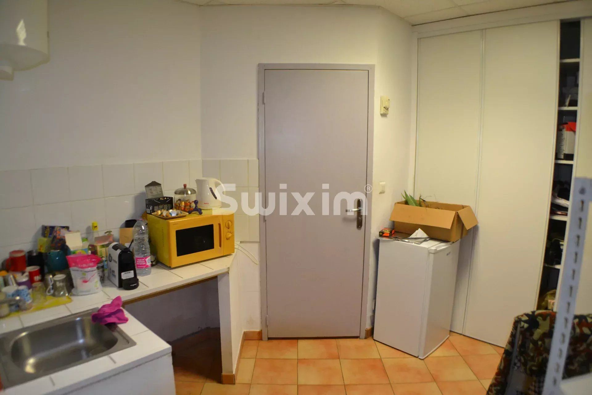 apartment 5 Rooms for sale on Arles (13200)