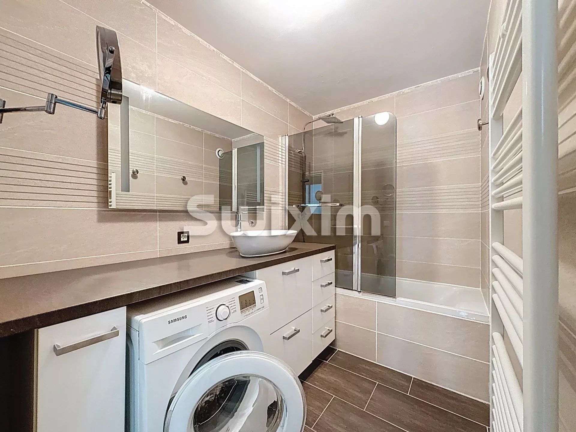 apartment 3 Rooms for sale on Ferney-Voltaire (01210)