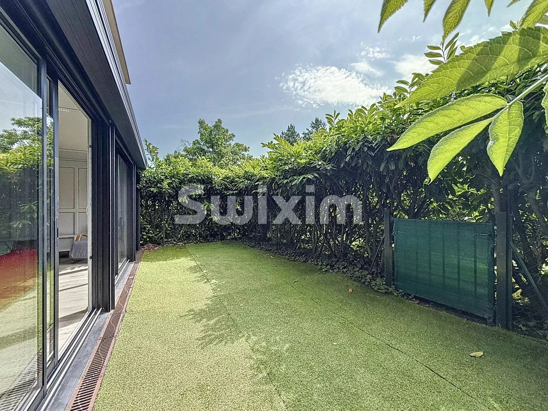 apartment 3 Rooms for sale on Ferney-Voltaire (01210)