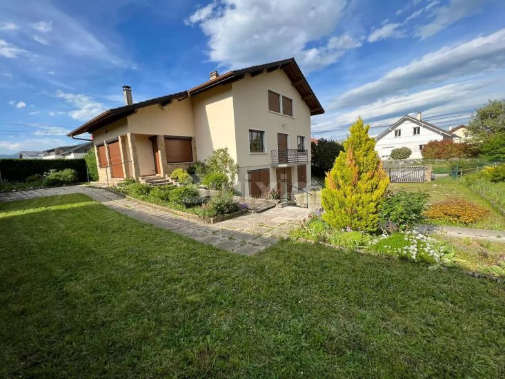 Vente Maison Valleiry 8 Pièces 143.13 m²