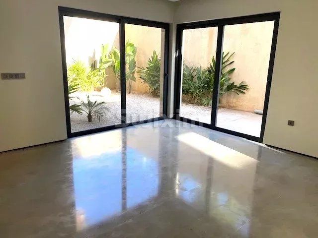 villa 12 Camere in vendita su Marrakech (40000)