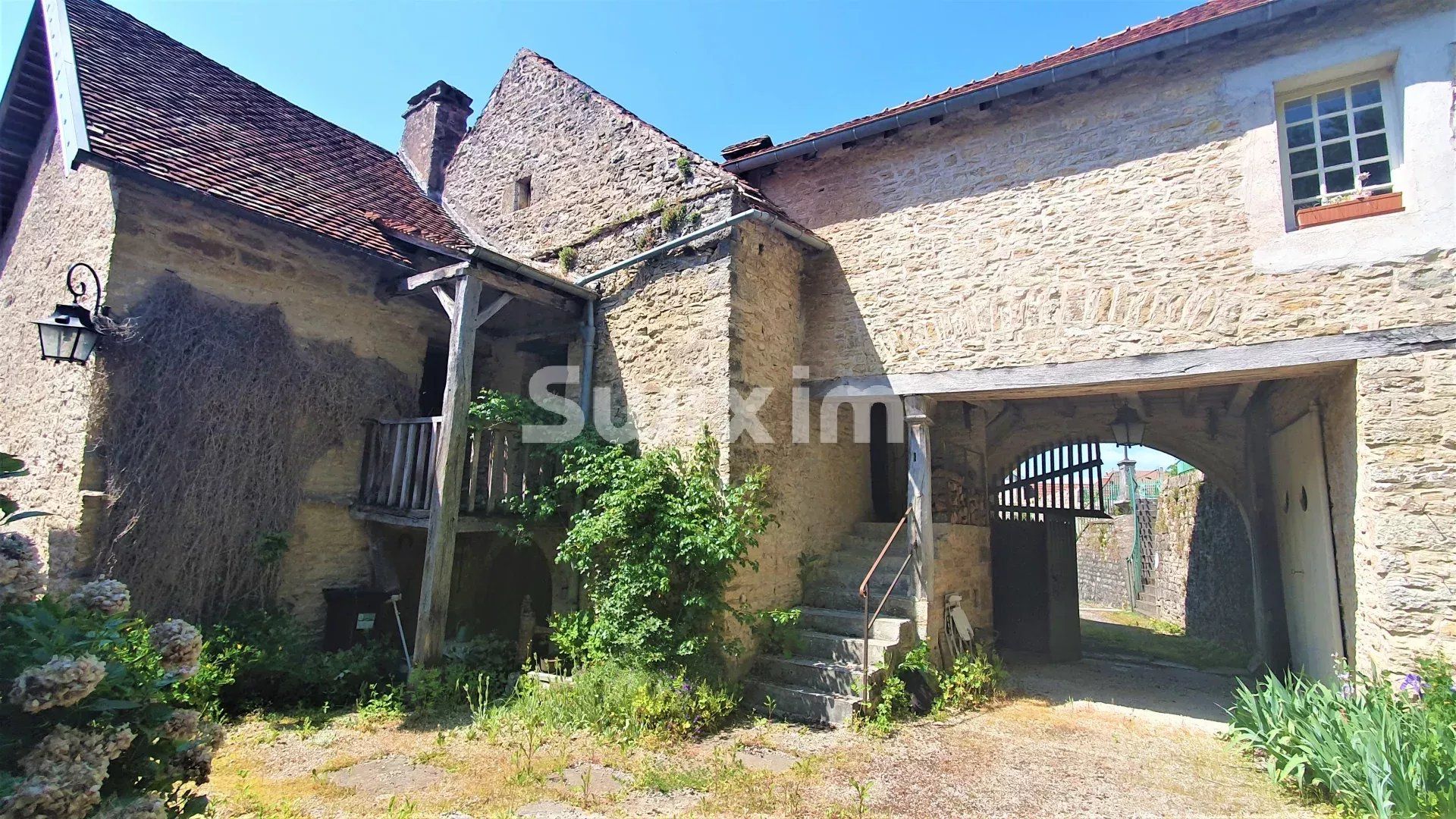 casa 10 Camere in vendita su Rougemont (25680)