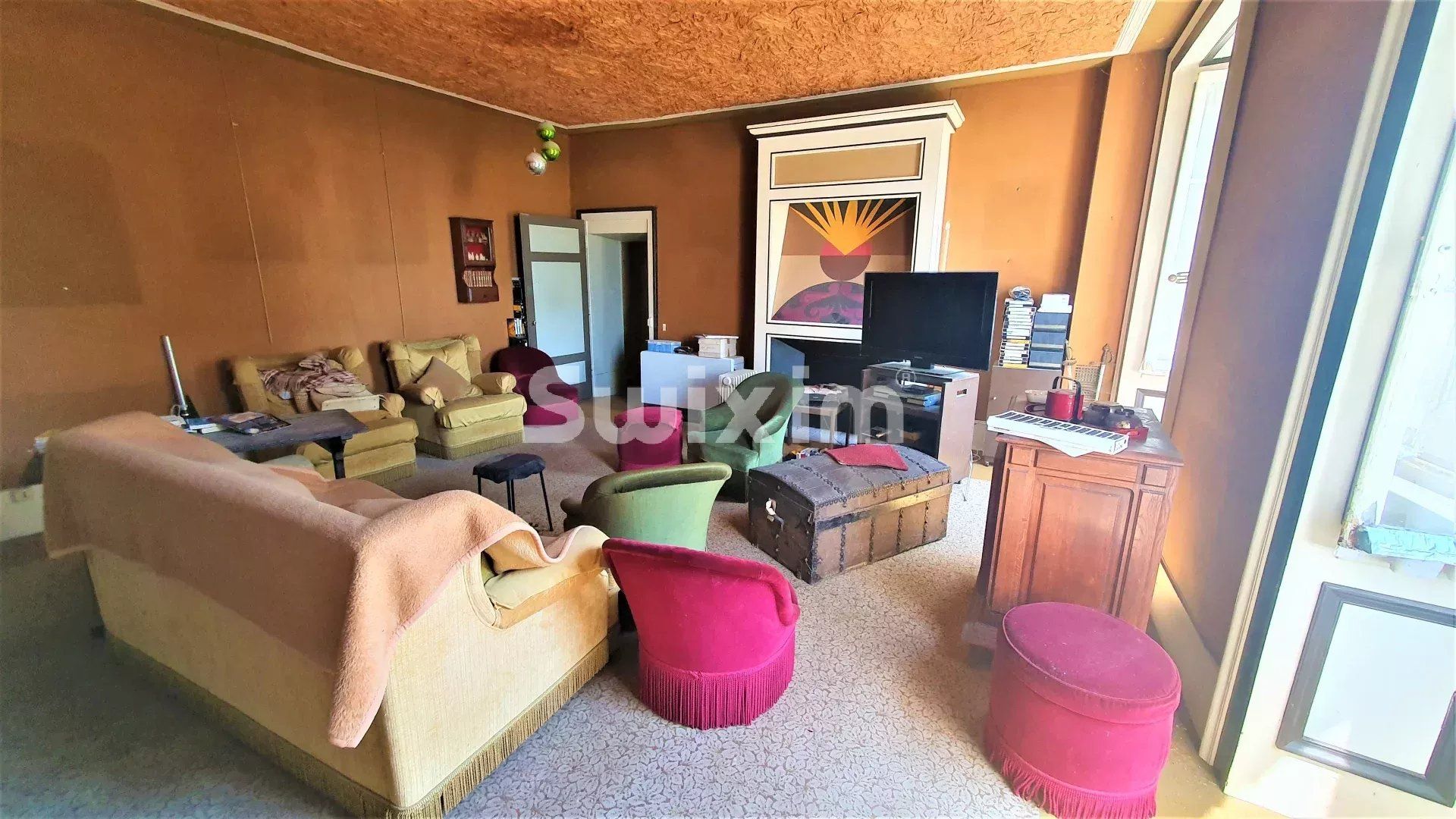 casa 10 Camere in vendita su Rougemont (25680)