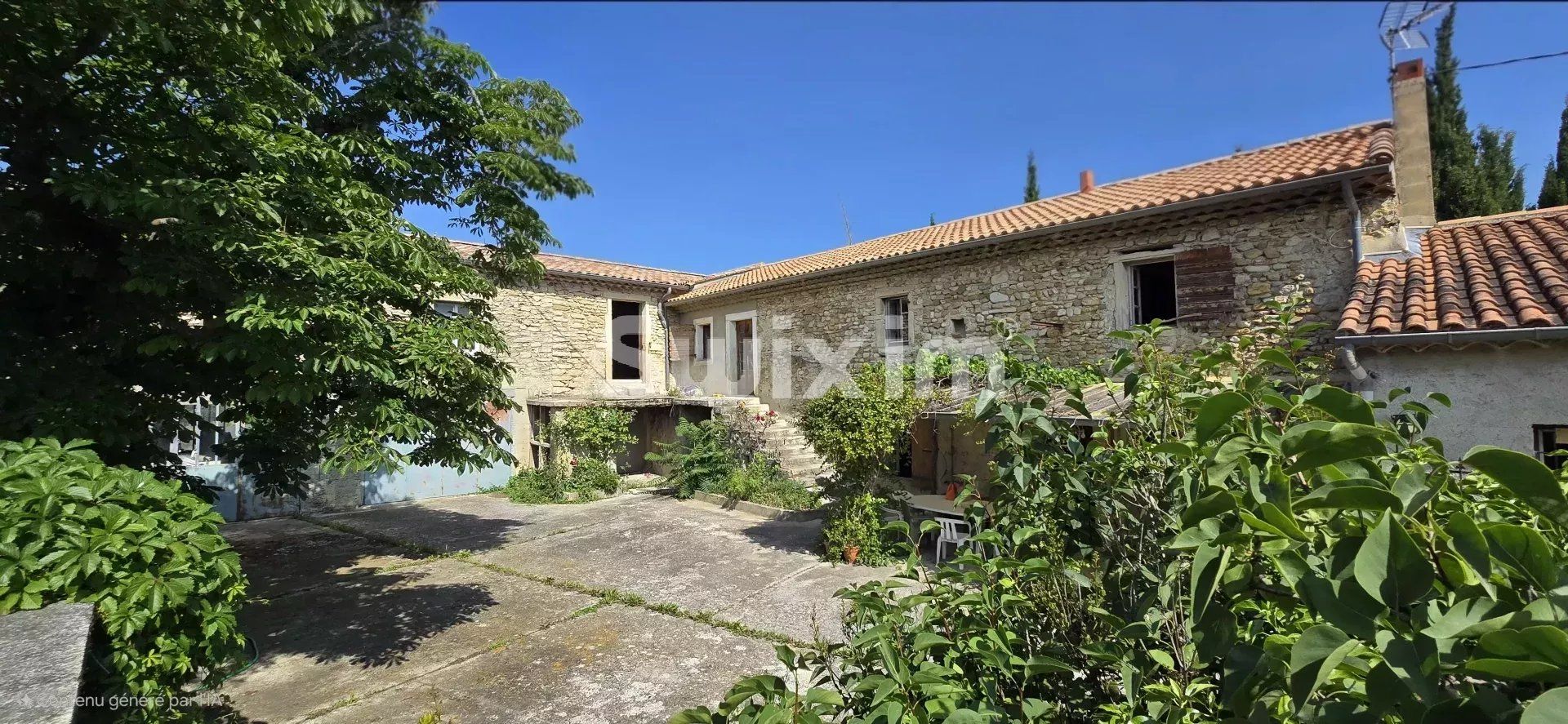 fattoria 9 Camere in vendita su Taulignan (26770)