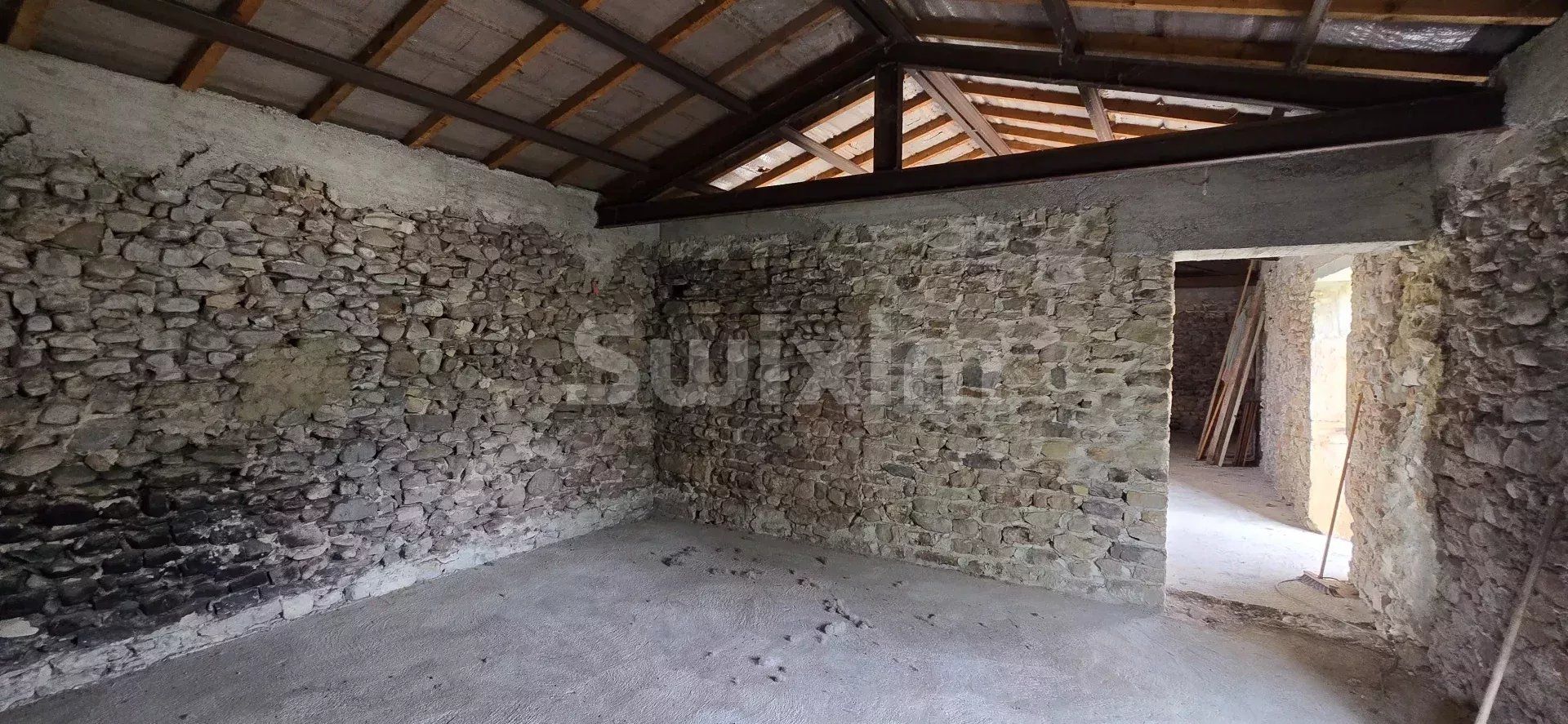 fattoria 9 Camere in vendita su Taulignan (26770)