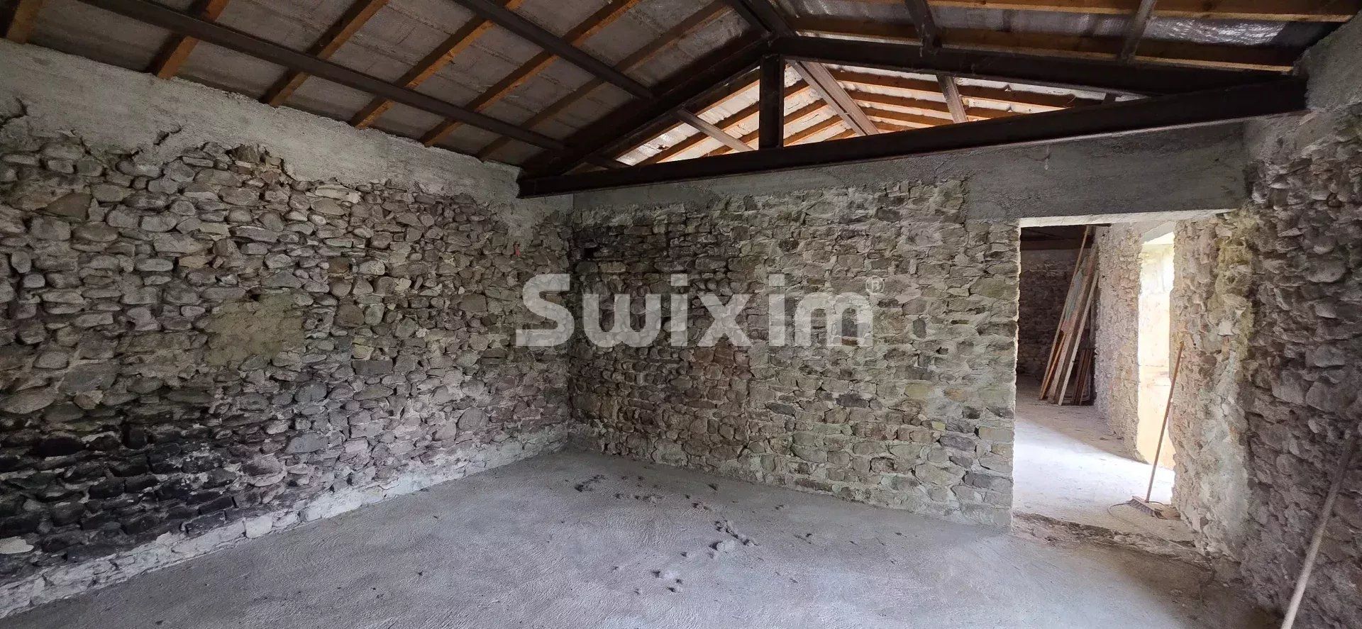 fattoria 9 Camere in vendita su Taulignan (26770)